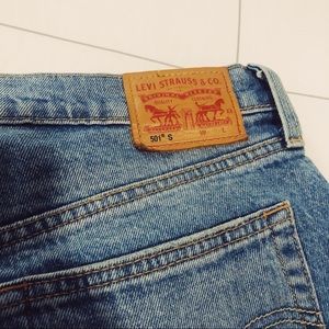 Levi’s 501S Button-Front Straight-Leg Jeans (29)